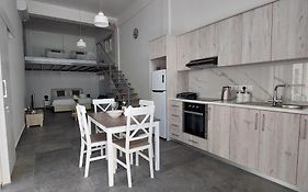 Eleantre Holiday Apartments